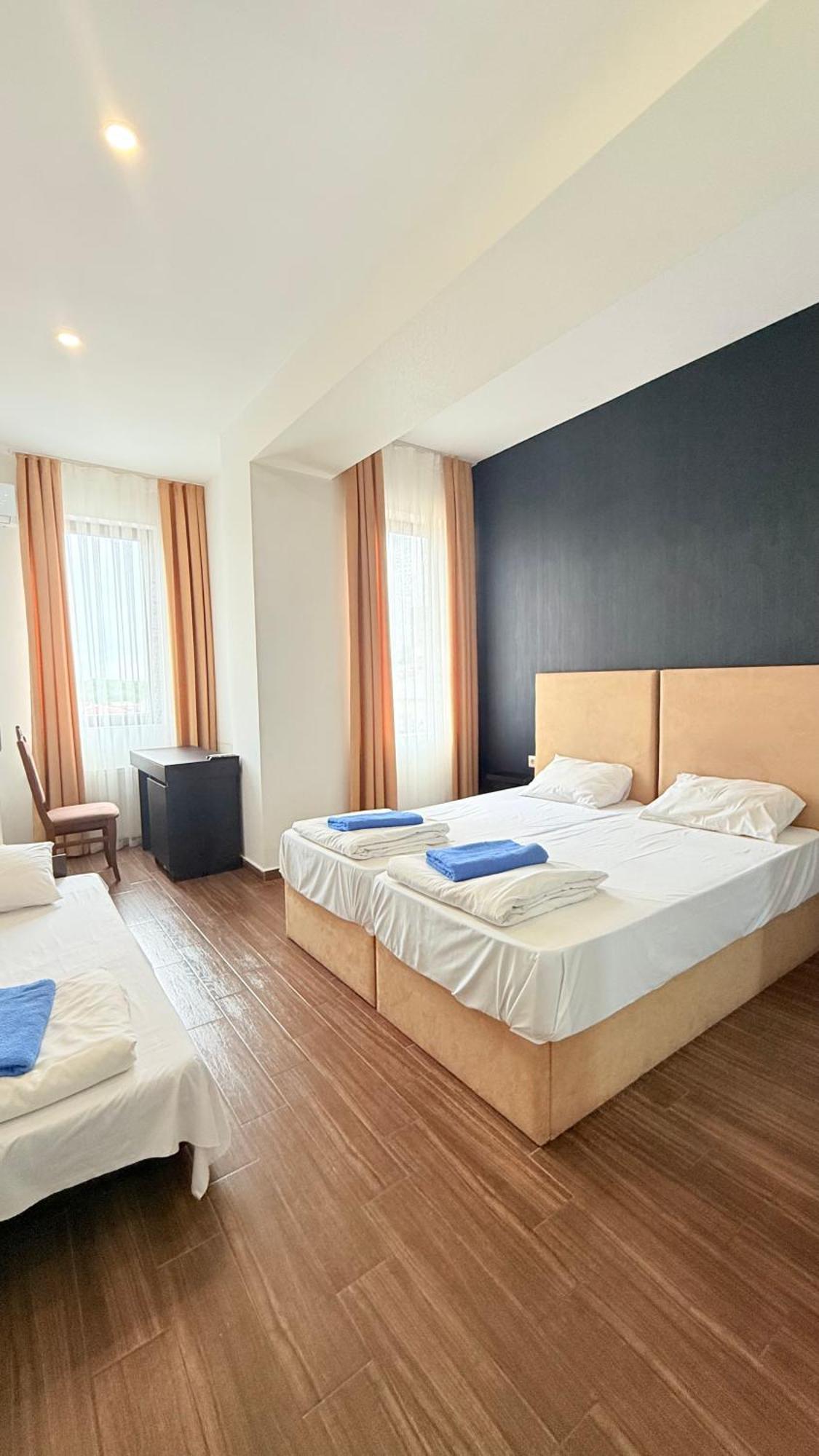 Star Hotel クタイシ エクステリア 写真